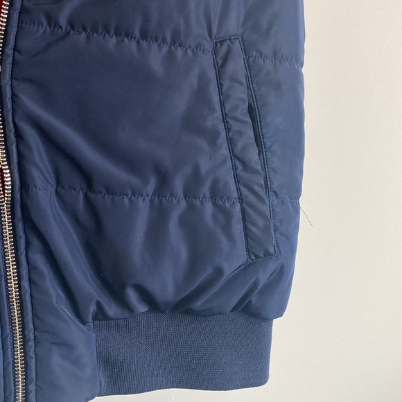Lacoste Reversible Puffer Vest with Hood - Picture 5 of 11